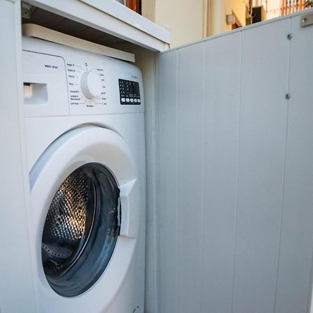 Koine Comfort Rooms باغيريا المظهر الخارجي الصورة