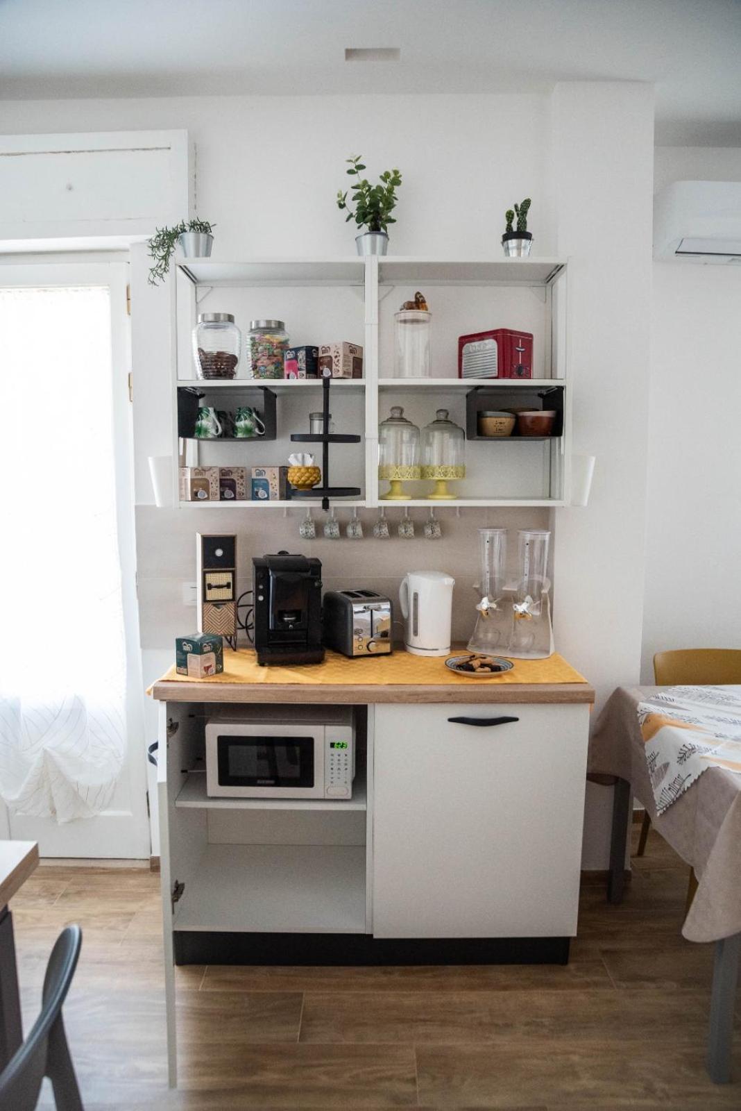 Koine Comfort Rooms باغيريا المظهر الخارجي الصورة